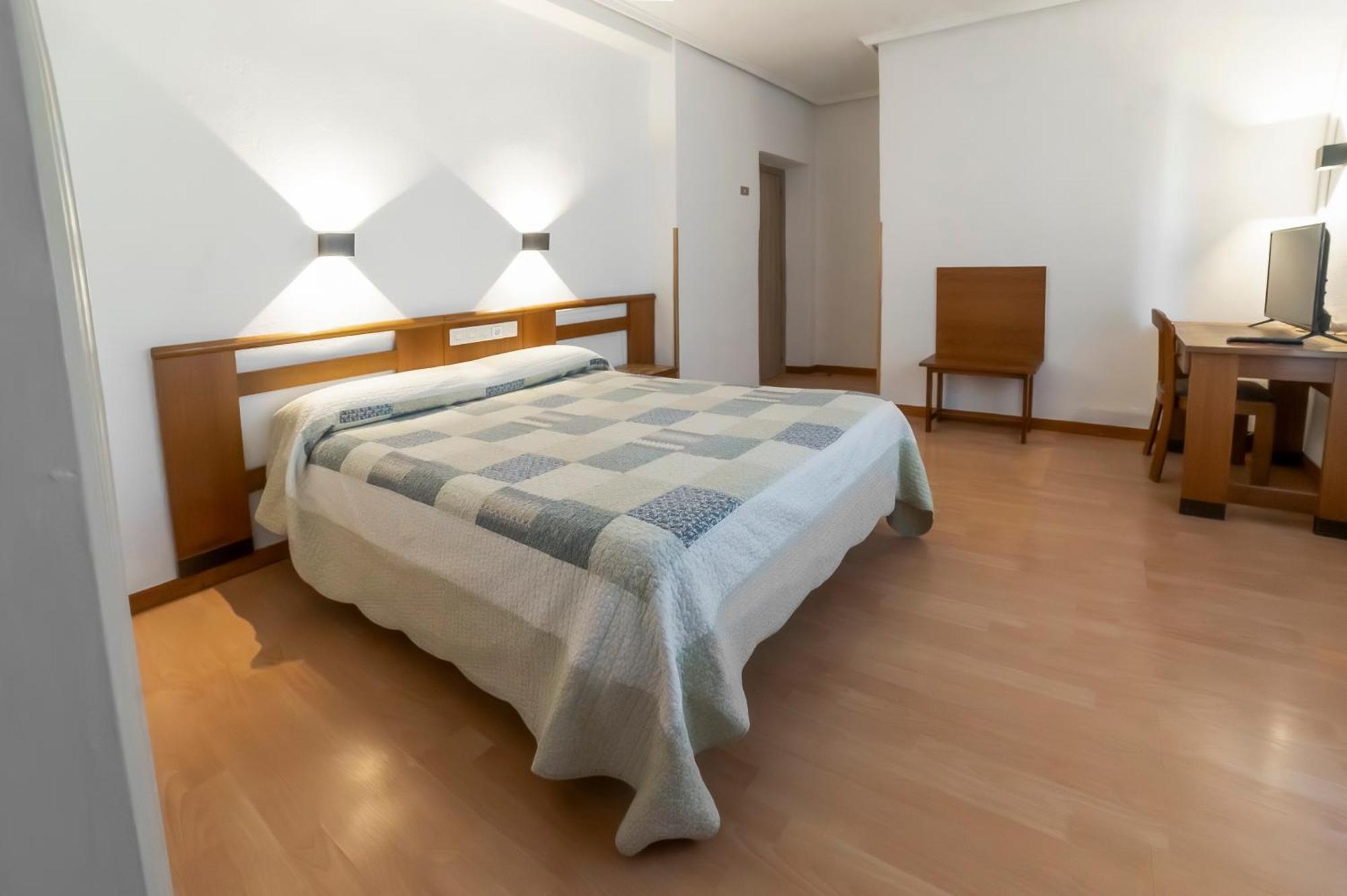 Hotel Pedro Torres Cuenca  Eksteriør billede