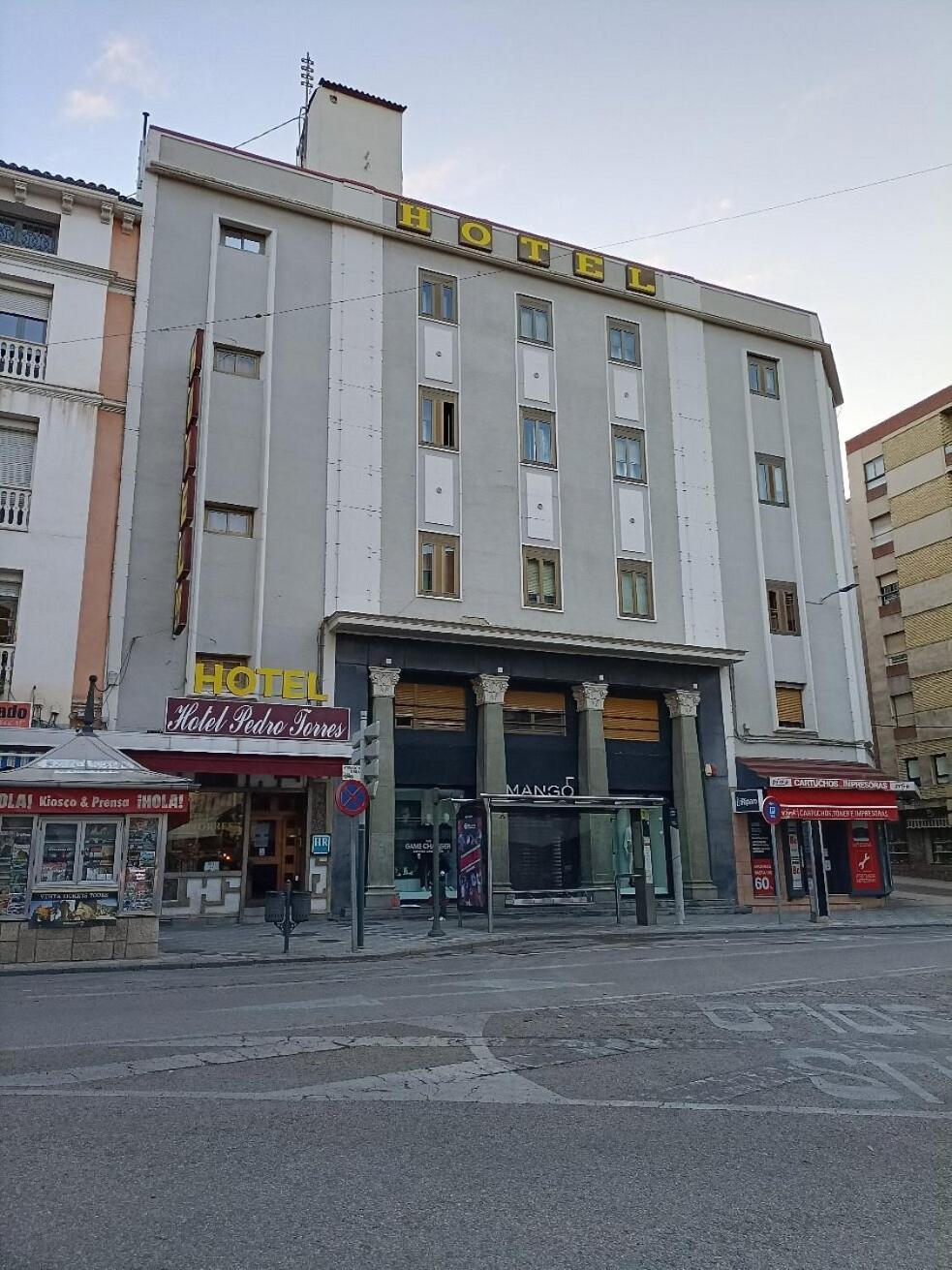 Hotel Pedro Torres Cuenca  Eksteriør billede
