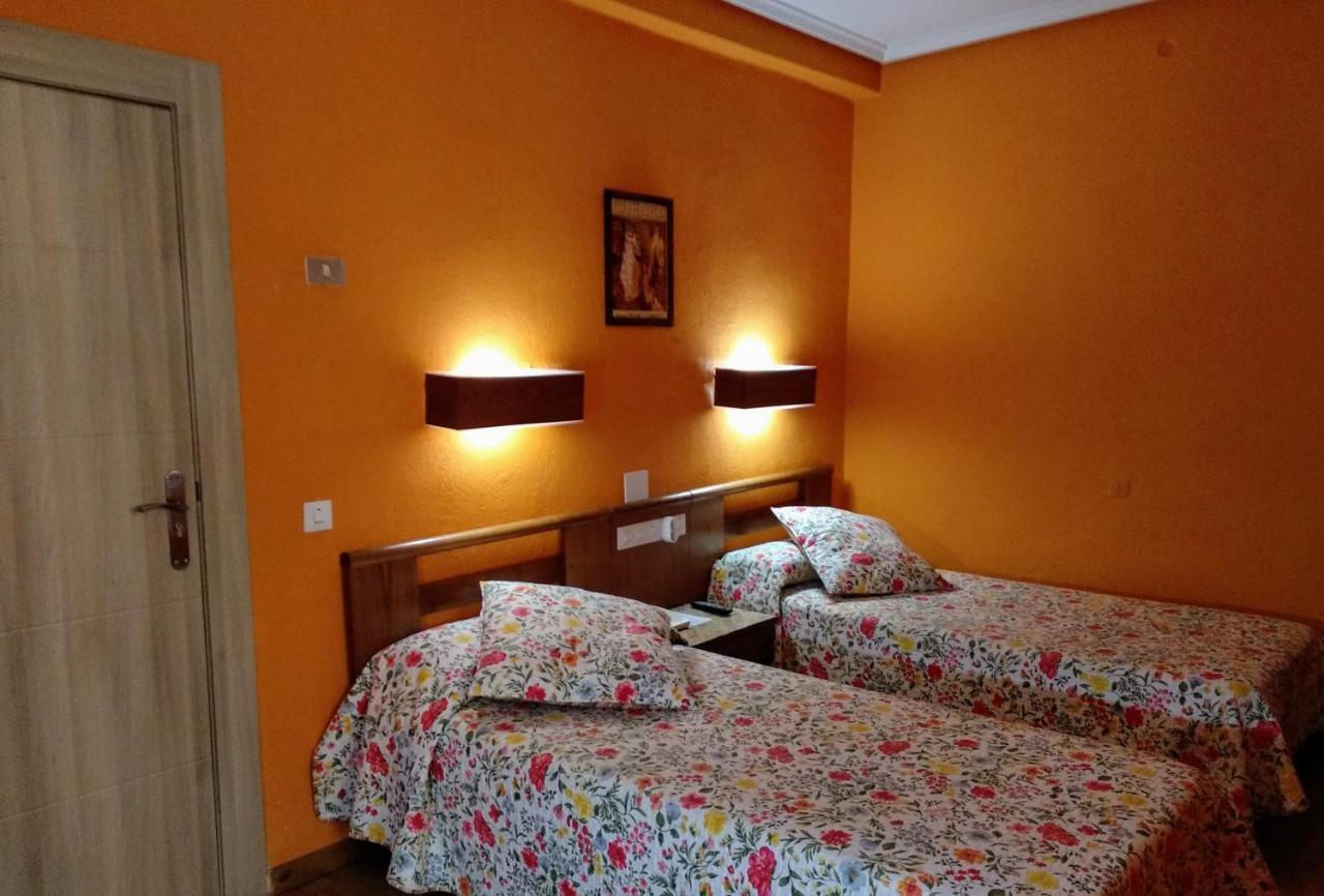 Hotel Pedro Torres Cuenca  Eksteriør billede